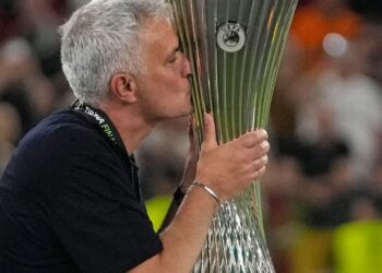 Jose Mourinho: ‘agrees to become Fenerbahce’s new manager on a two-year deal’