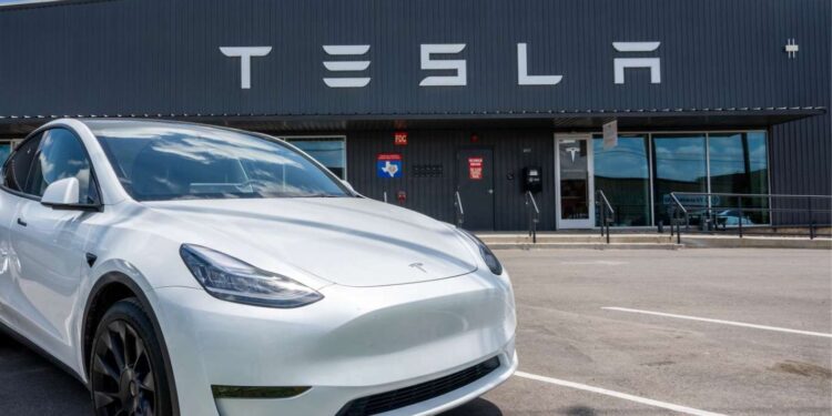 Tesla shareholder sues Elon Musk to repay billions of suspected illegal gains