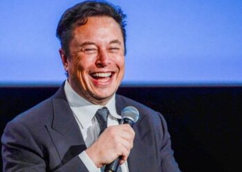 Elon Musk receives permission to get paid, but he still has to deal with Tesla’s worth and failing stock