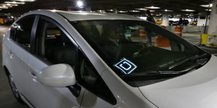 Uber is locking NYC drivers during their shifts to reduce minimum pay