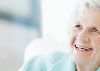 In older women, tooth loss is associated with kidney disease