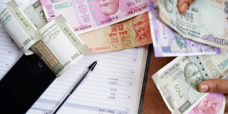 Fixed Deposit: Interest rates provided by Indian banks, ranging from SBI to PNB