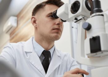 An optometrist’s ability to provide safe SLT treatment is shown by a UK clinical audit