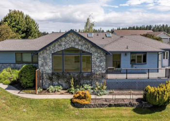 A single-family home at 1862 Washington Ave. for $200K