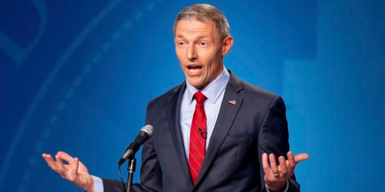 To replace Curtis, a heated Utah CD3 primary is won by state senator Mike Kennedy