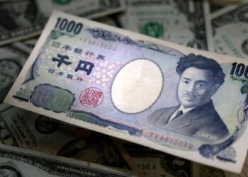USD/JPY: As markets pursue a new 34-year high, the dollar hits ¥160 against the yen
