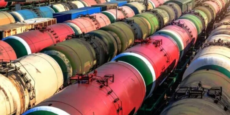 After stock draws, gasoline cracks increase once again