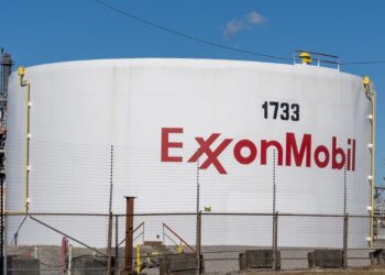 Exxon Mobil signals second-quarter earnings hit from refining margins, natural gas prices