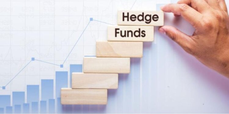 Hedge funds perform erratically over the middle of the year