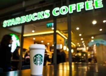 Starbucks Taps Chipotle’s Brian Niccol as CEO Amid Activist Pressure