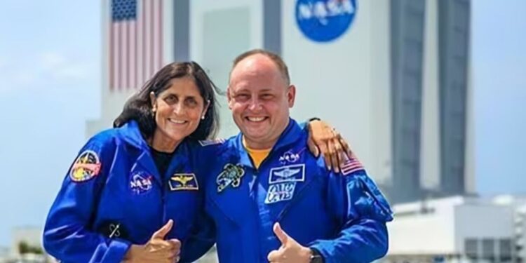 Barry Wilmore and Sunita Williams’ Space Mission is Extended, Possibly Including Holidays in Orbit.