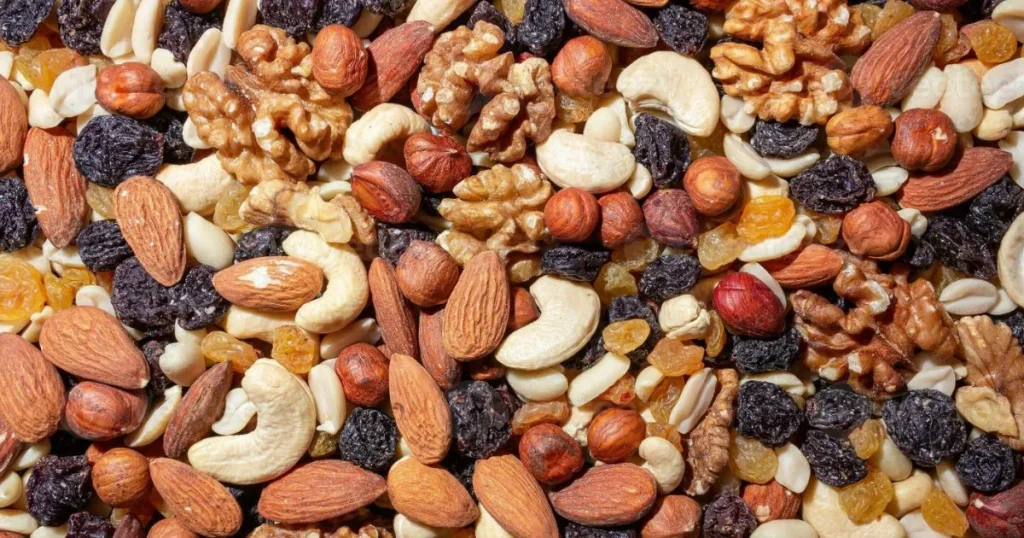 10 foods doctors recommend eating daily for better heart, brain, and gut health