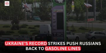 Ukraine’s Record Strikes Push Russians Back to Gasoline Lines