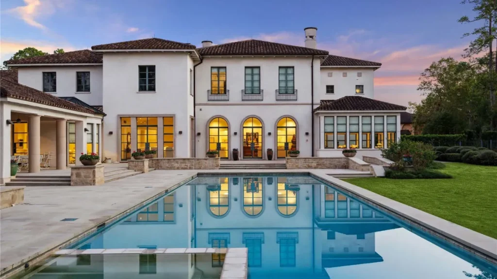 Luxury residential properties in expensive U.S. housing markets